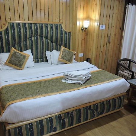 Hotel Chaman Palace Shimla Eksteriør billede