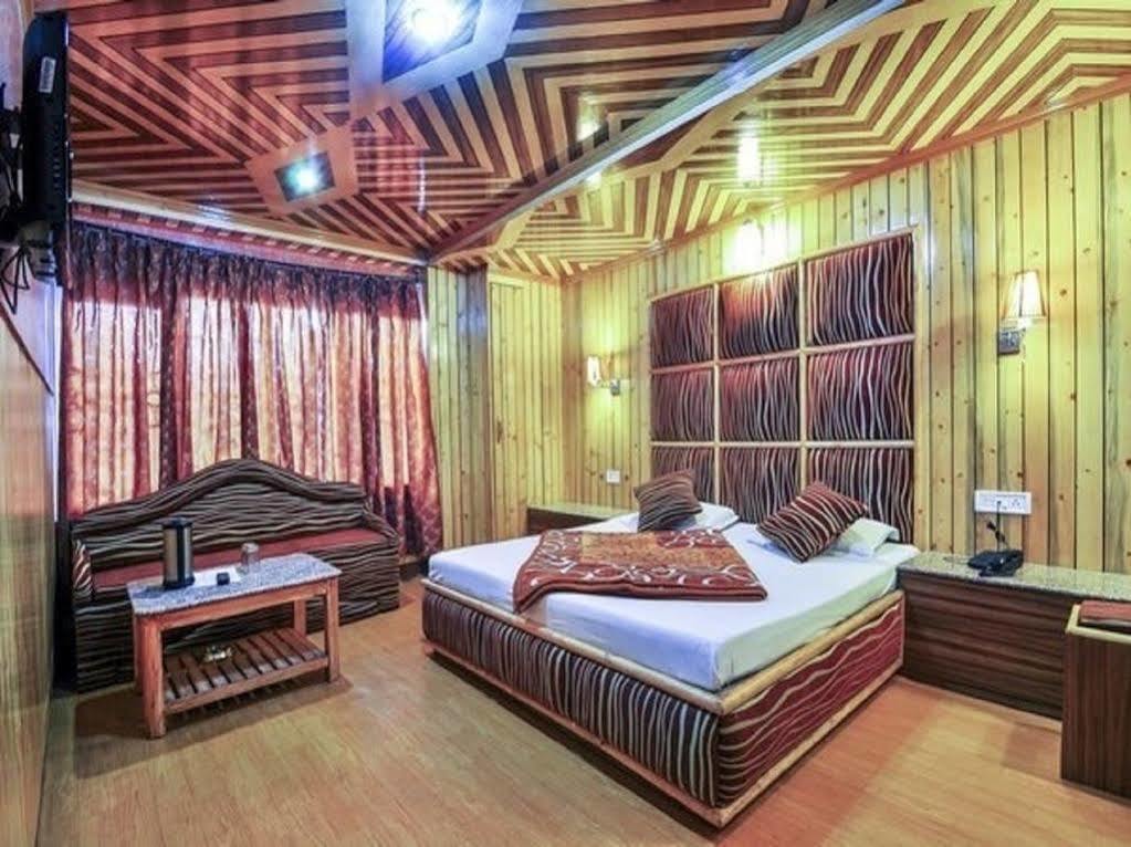 Hotel Chaman Palace Shimla Eksteriør billede